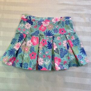 Tommy Bahama Girl’s Sz 4 Bright Floral Pleated Skirt with built in Shorts